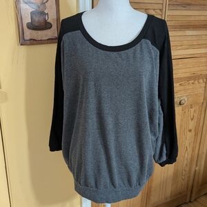 Torrid Super Soft Gray and Black Slub Jersey Top Dolman Sleeves 2X